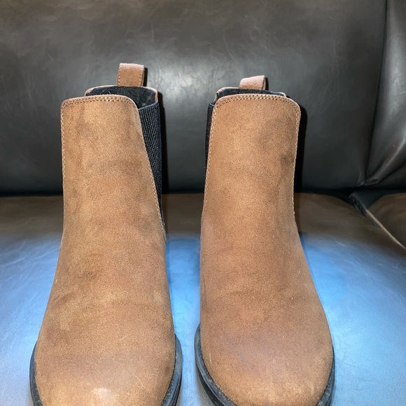 Fall/Spring booties - Picture 2 of 3